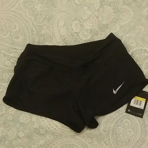 NIKE DRI FIT ATHLETIC BLACK SHORTS NWTS SIZE SMALL